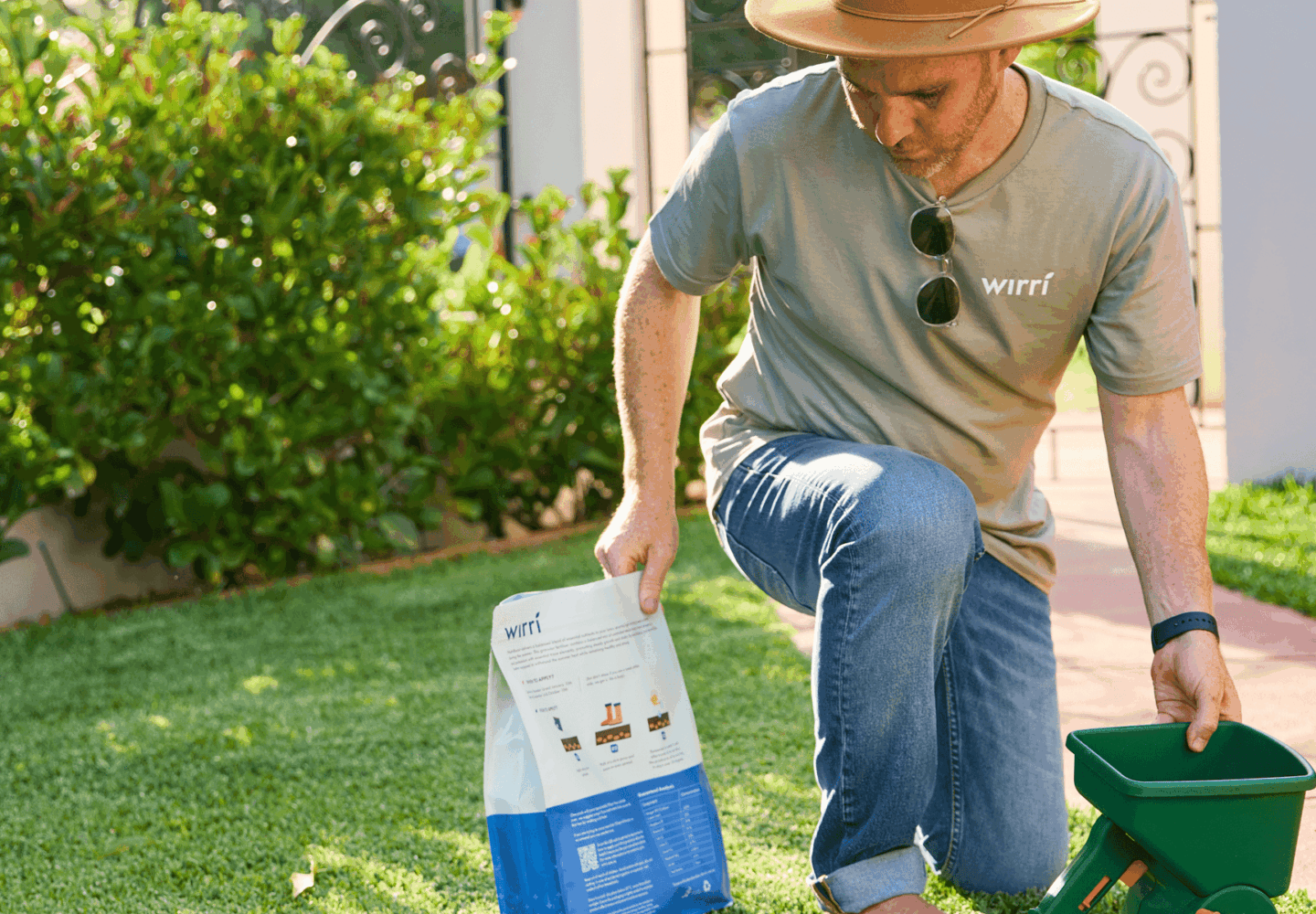 Australian Lawn Care - preparing fertiliser for use on lawn